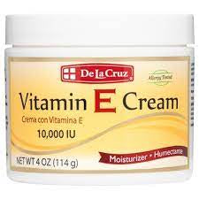 De La Cruz Moisturizer Vitamin E Cream 4oz